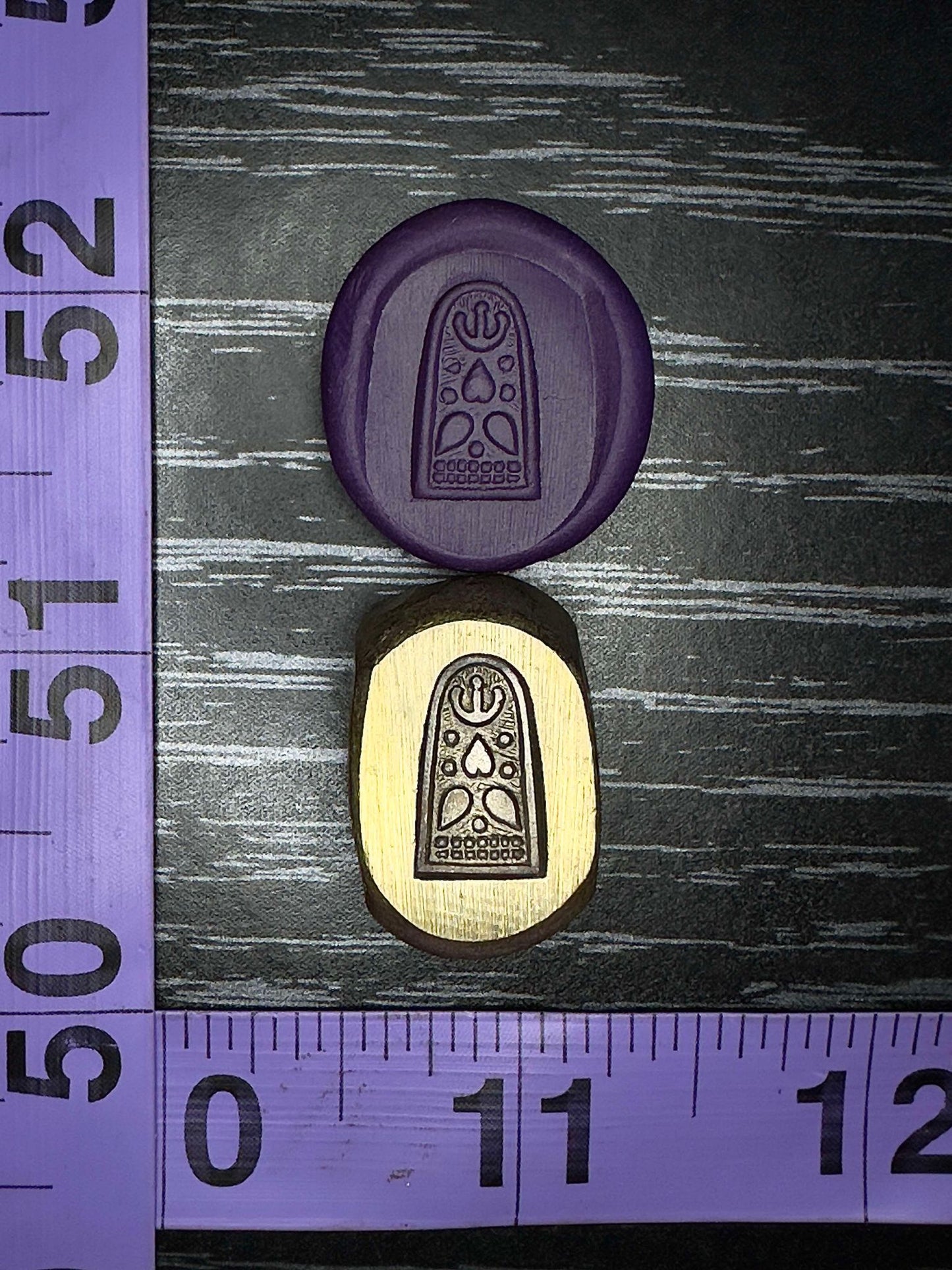 Floral small bronze die #63