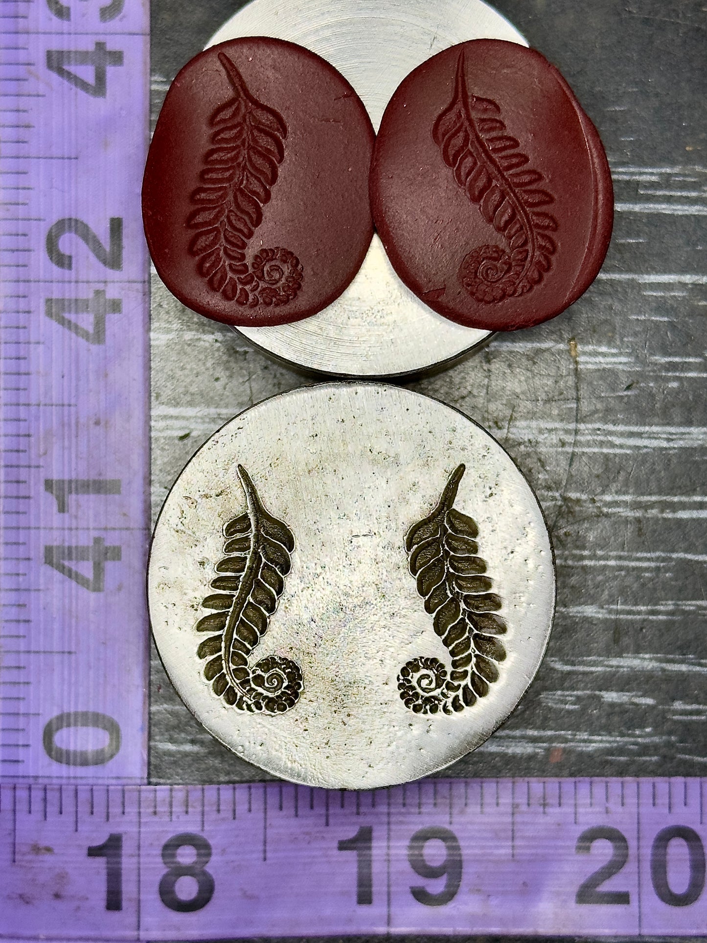 Sister ferns steel impression die