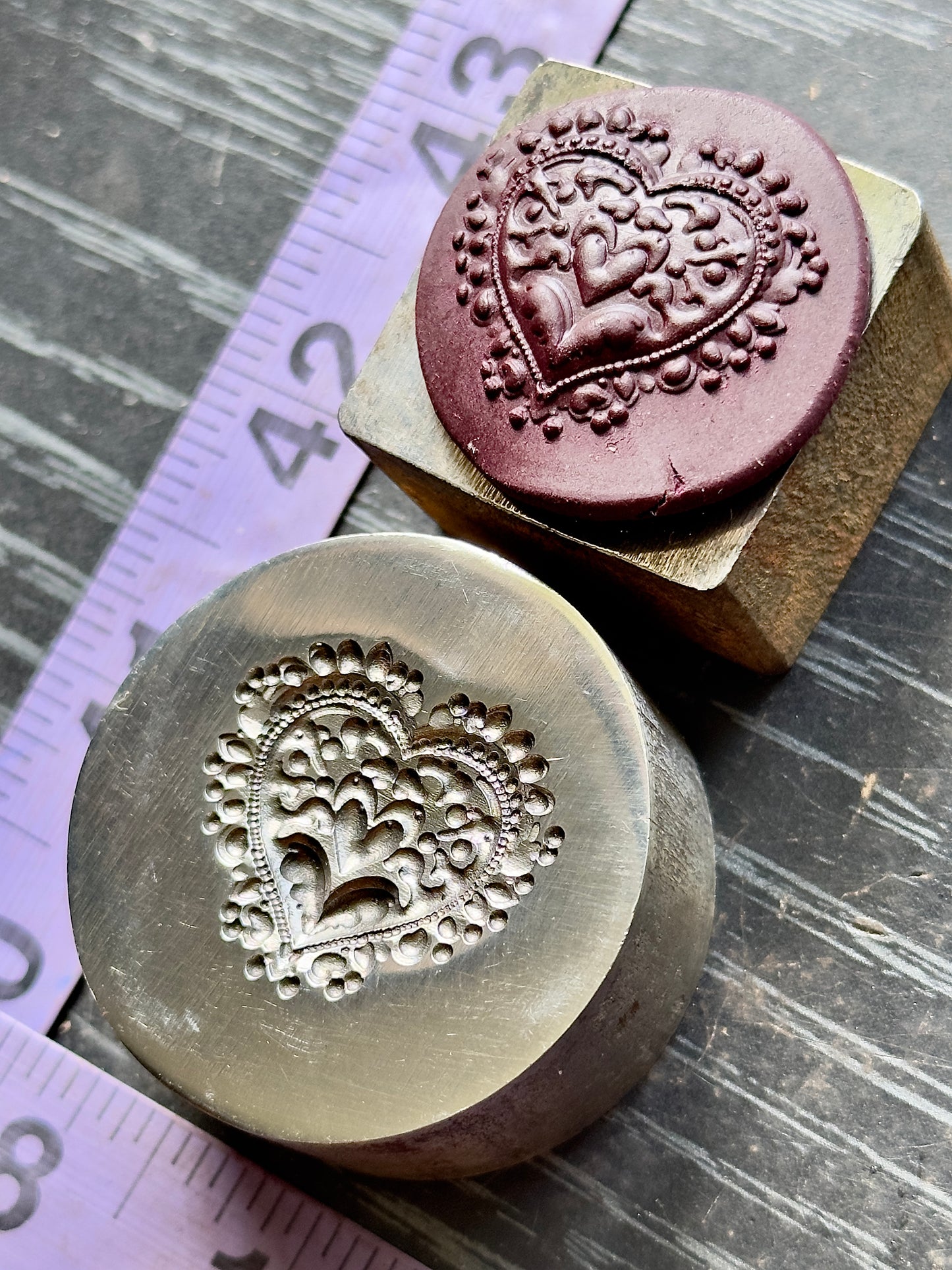 Fancy heart impression die