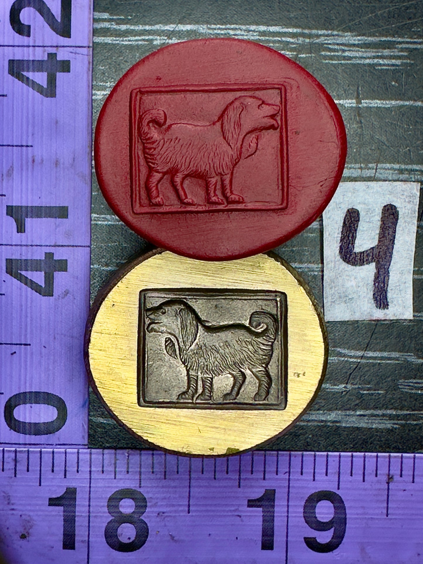 Dog in frame bronze impression die #4