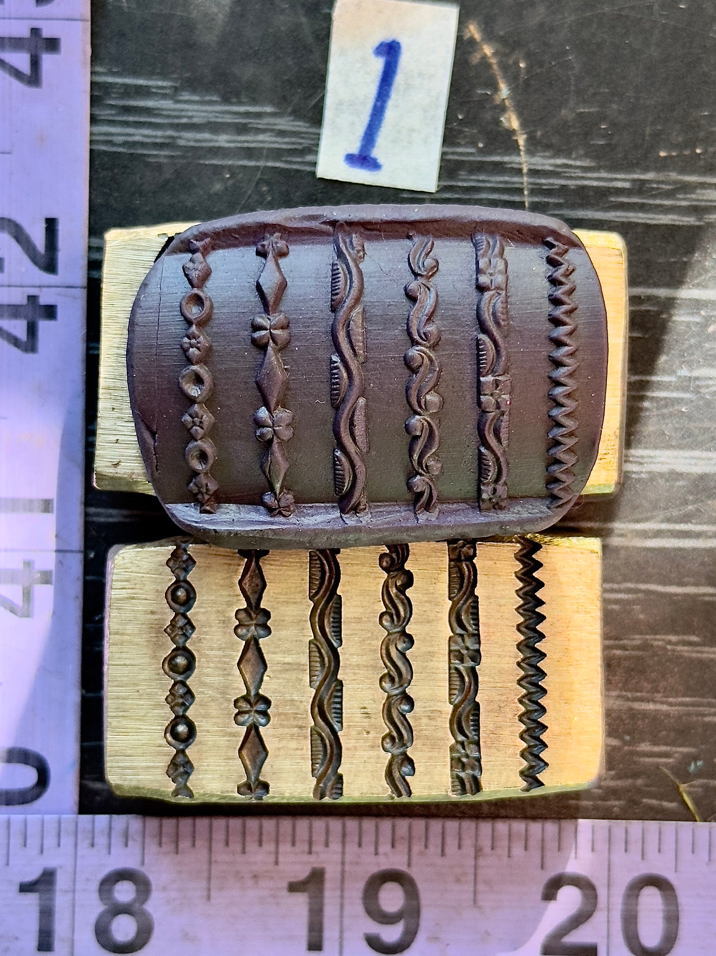 Multi wire die bronze impression #1