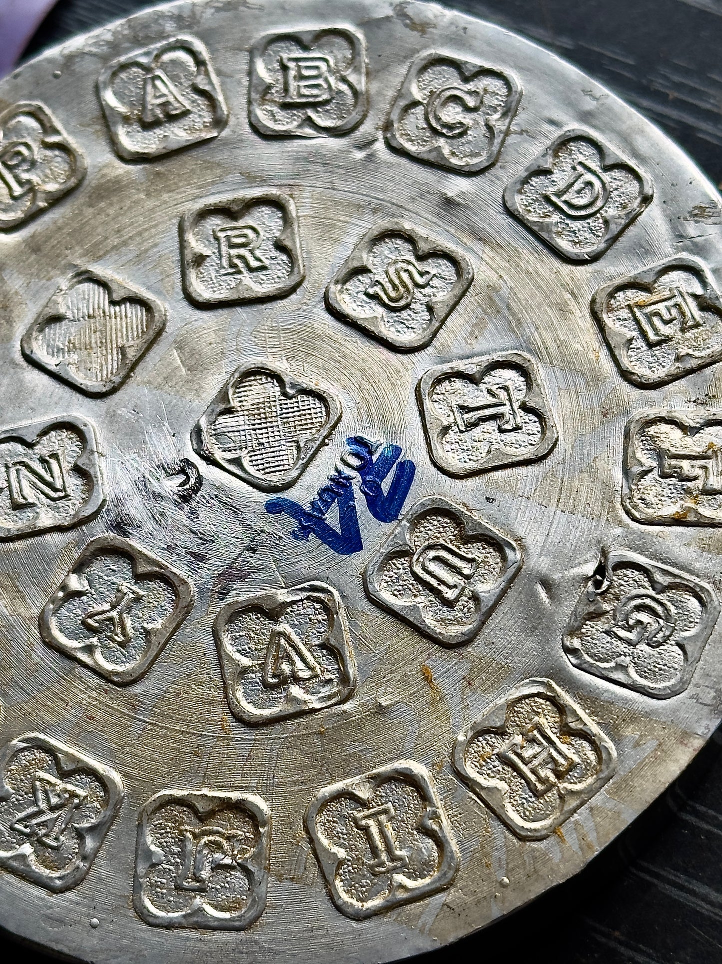 Vintage steel Alphabet plate #69