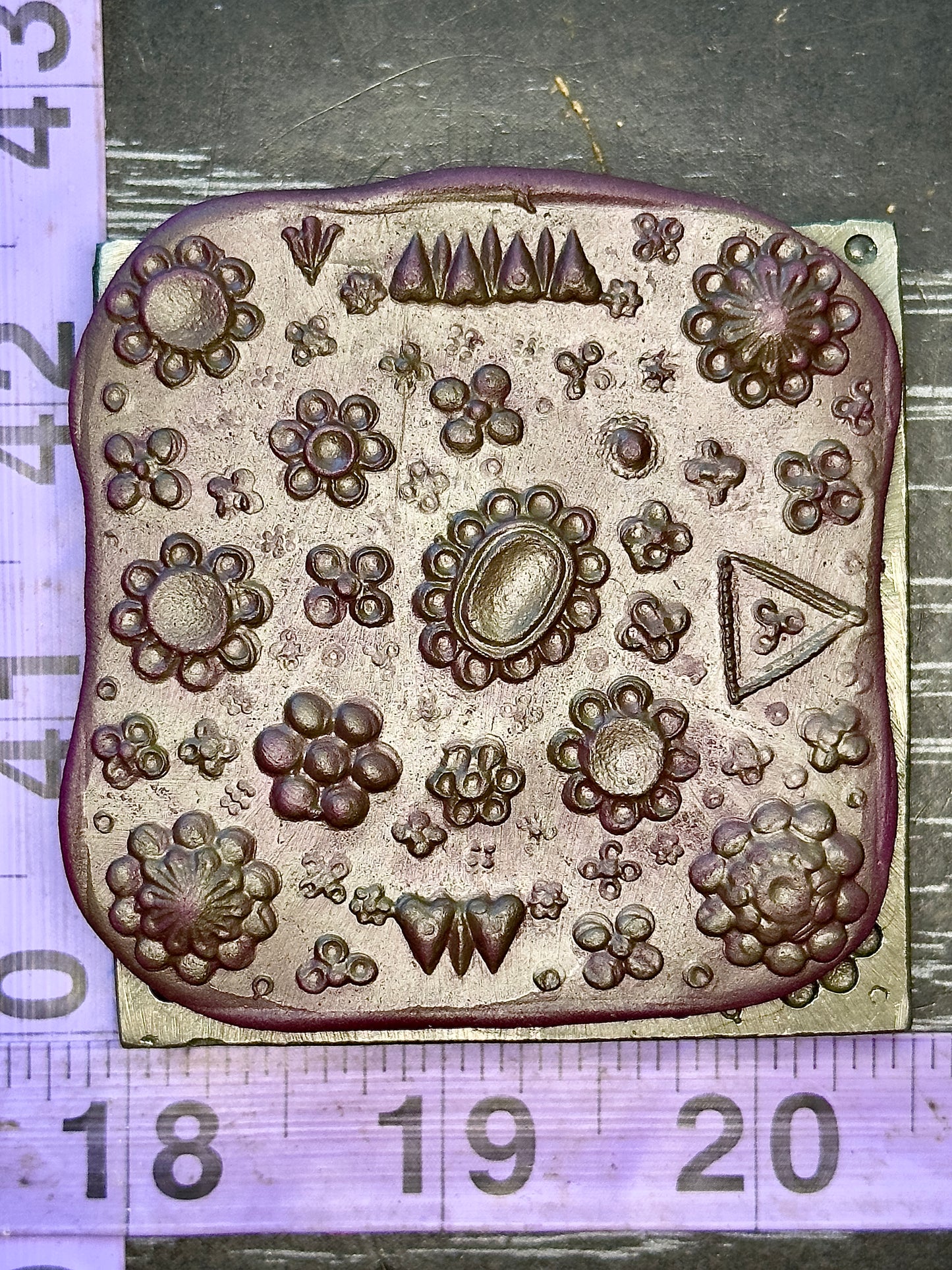 Antique steel shot plate