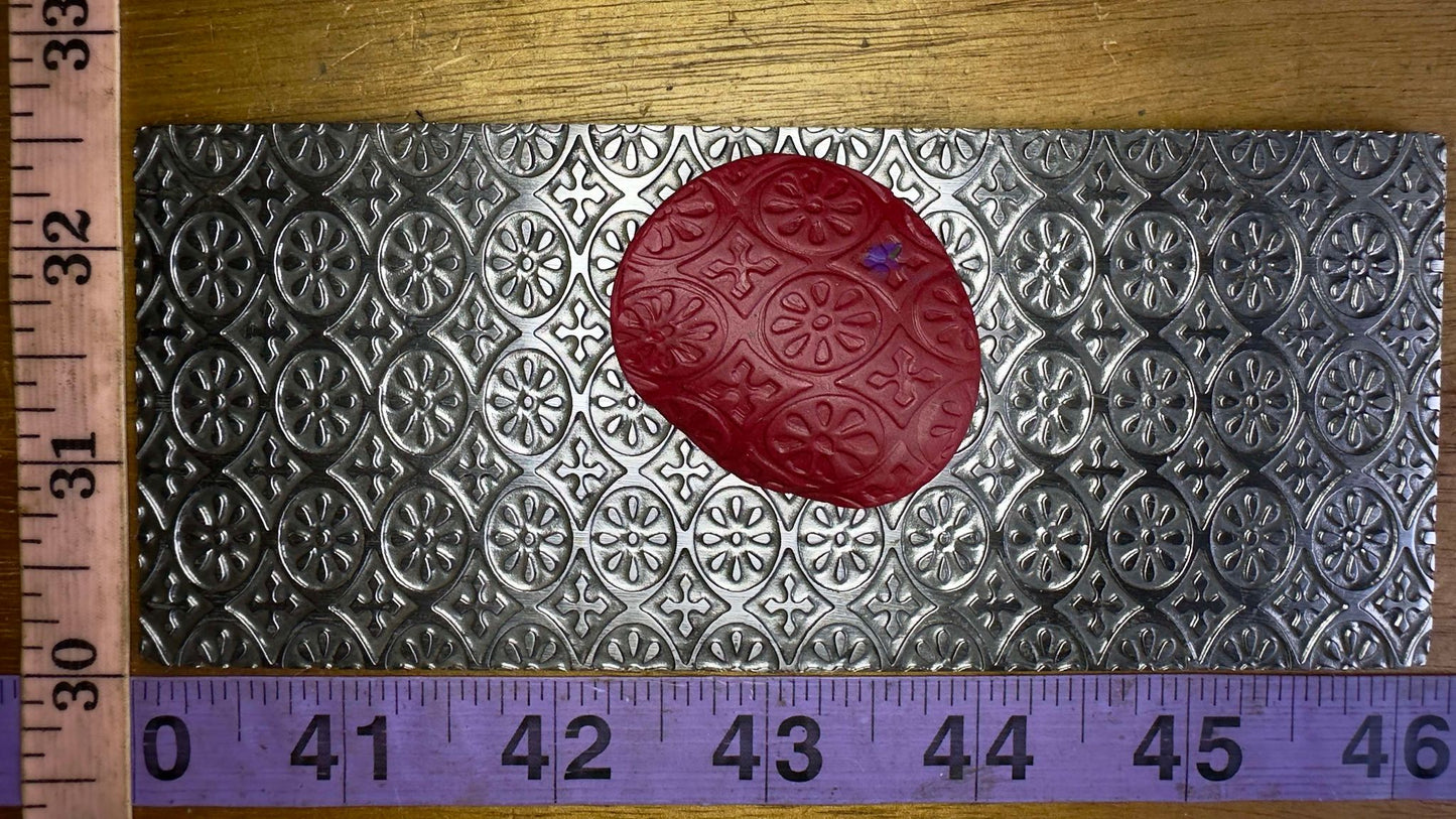 Flowers and diamonds Texture/rolling mill plate