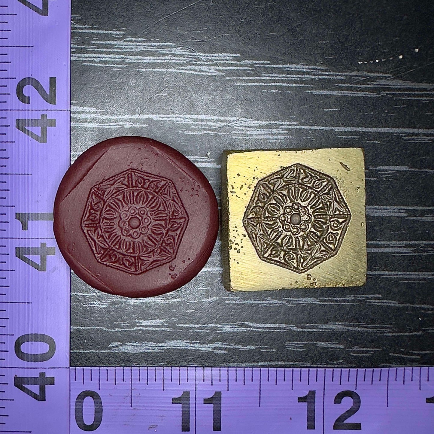 Octagon shaped vintage floral die