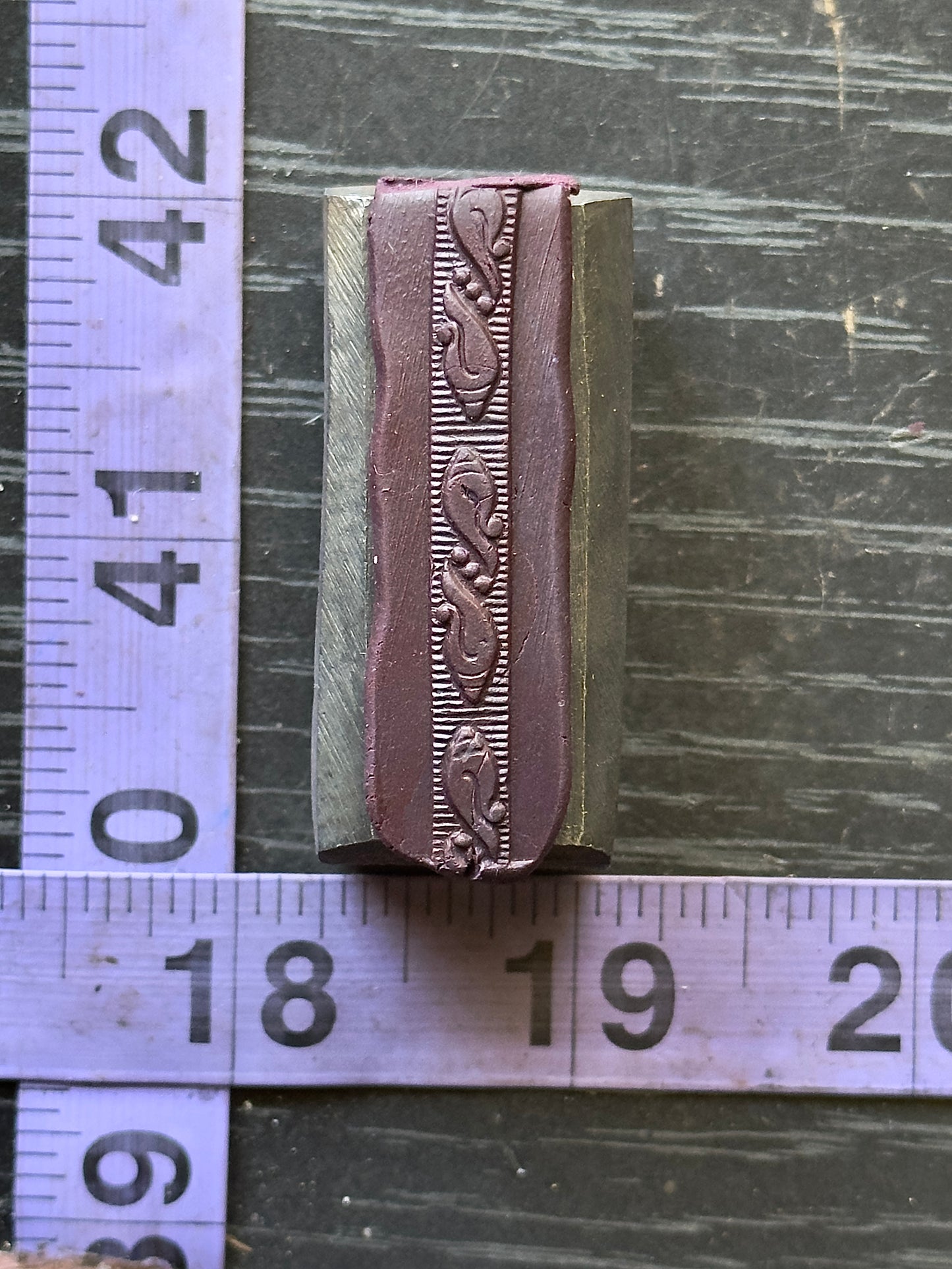 Shells Single wire die steel impression