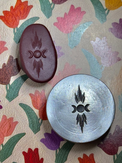 Fantastic triple moon steel impression die