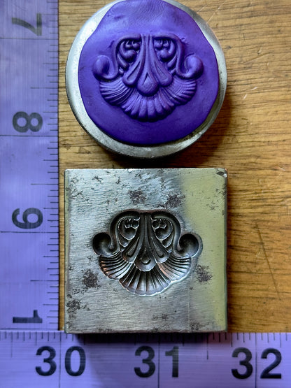 Decorative fancy floral impression die A3