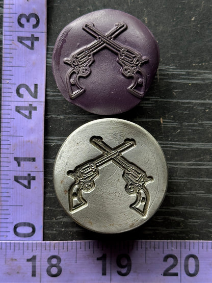 Knuckle dusters, brass knuckles and double revolver pistols steel impression die set