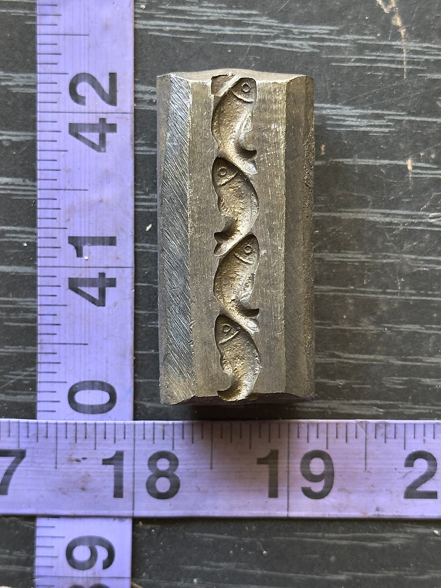 Fish Single wire die steel impression
