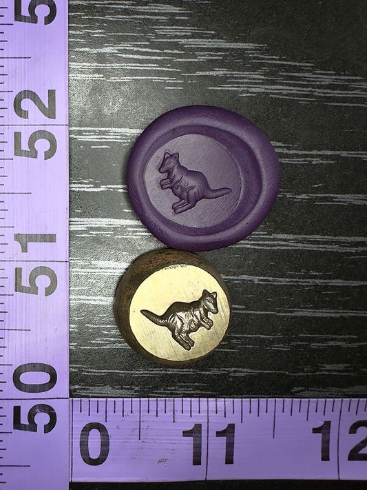 Kangaroo small bronze die