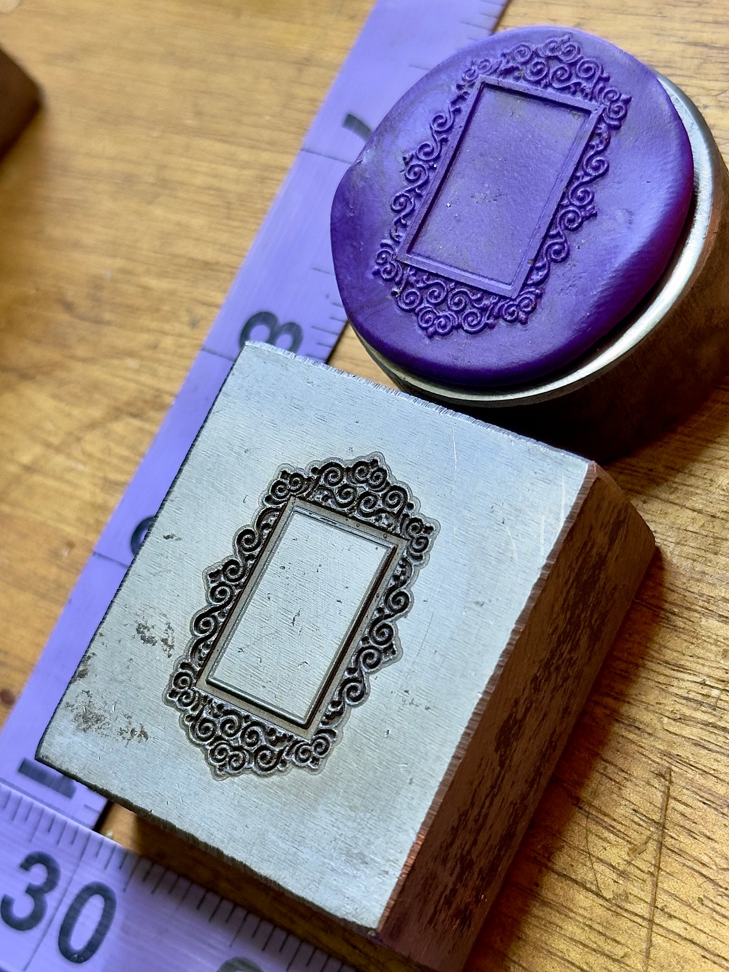 Arabesque Frame steel impression die