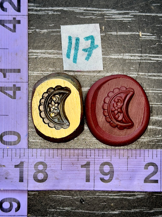 Floral Cutie scalloped edge crescent moon bronze impression die #117