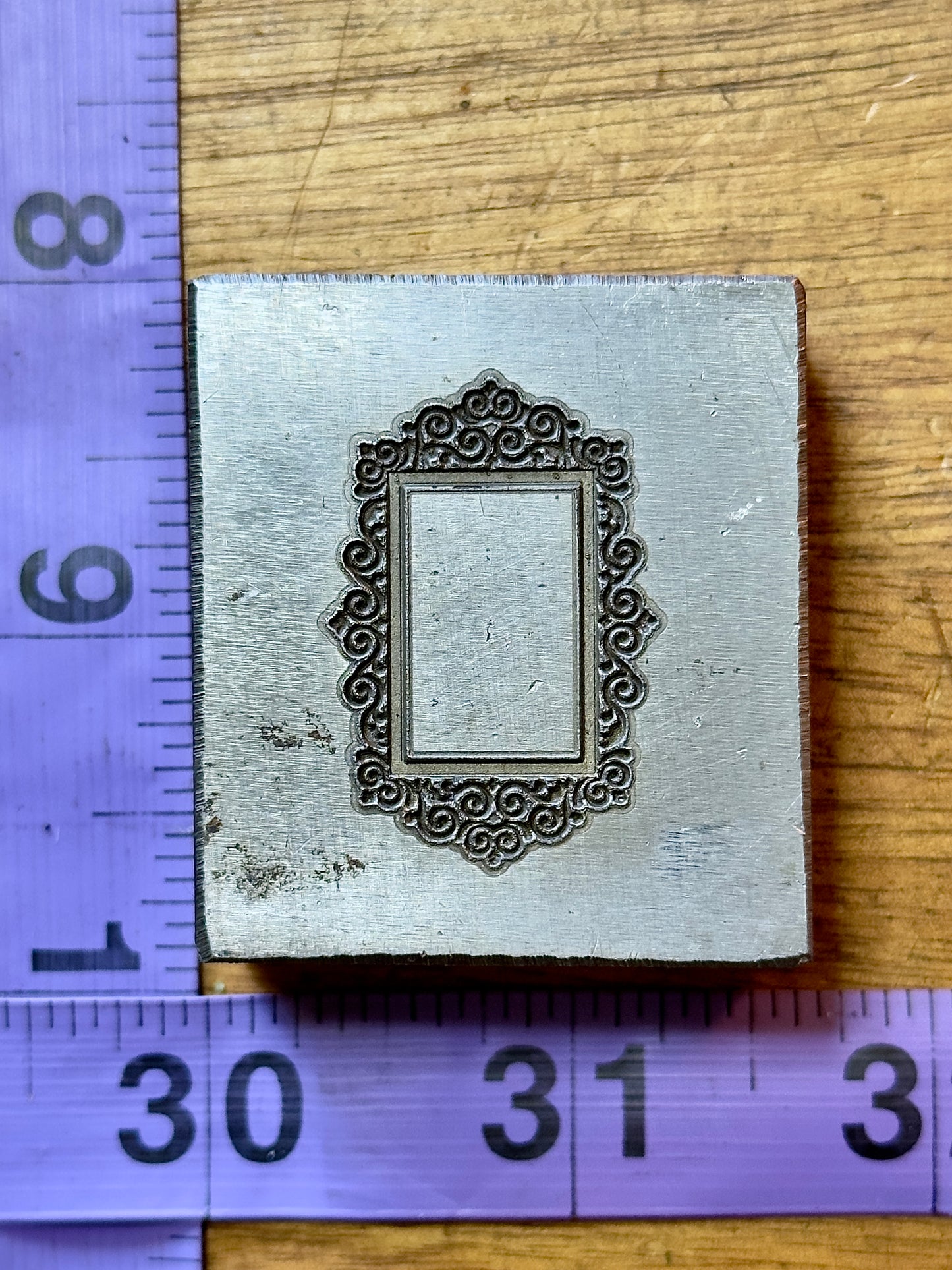 Arabesque Frame steel impression die