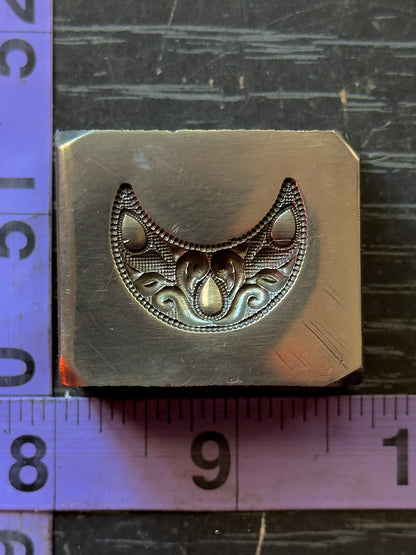 Fancy Crescent Moon peacocks steel impression die