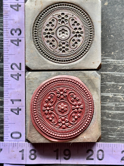 Statement Mandala impression die steel