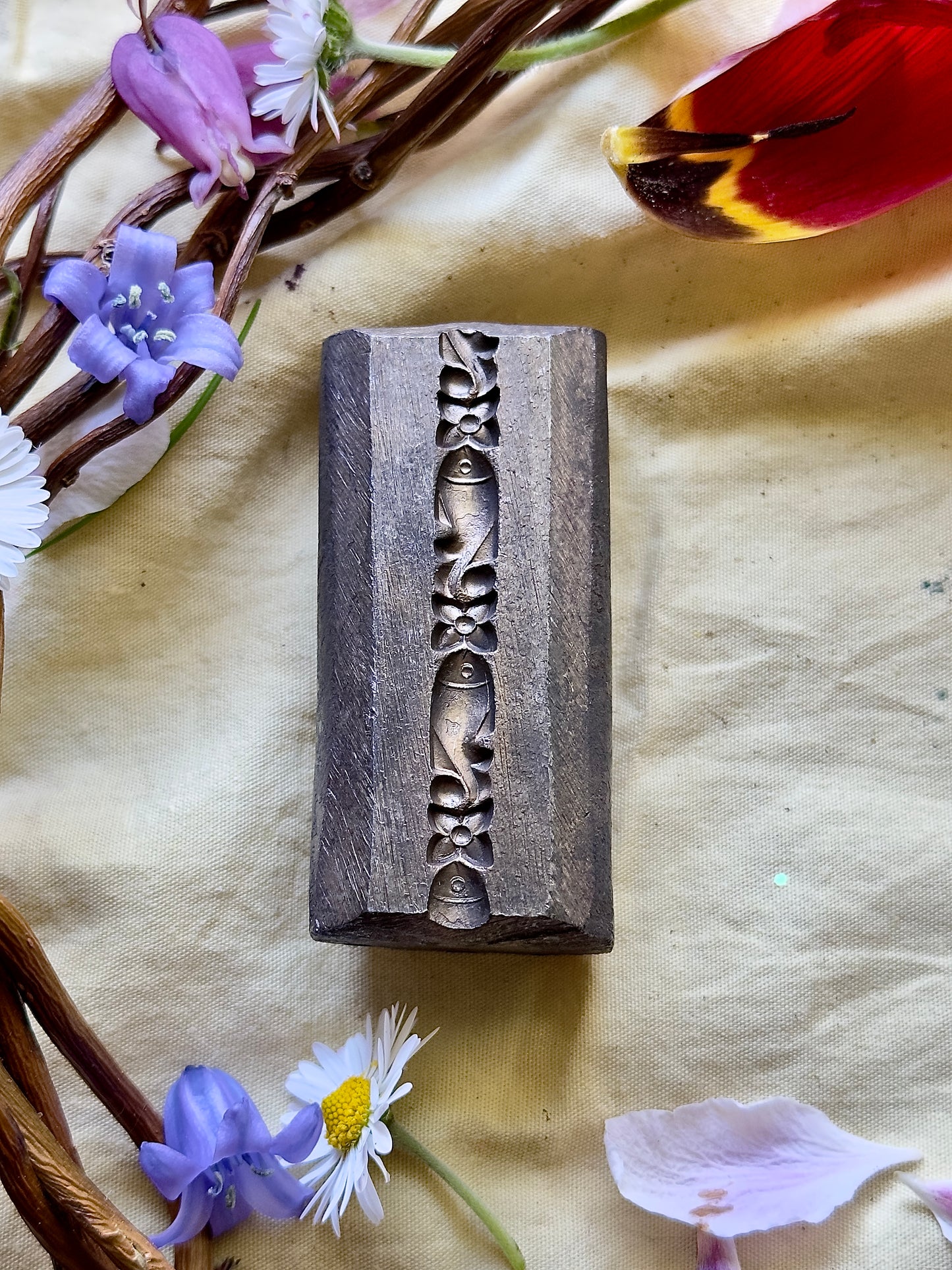Fish and flowers Single wire die steel impression