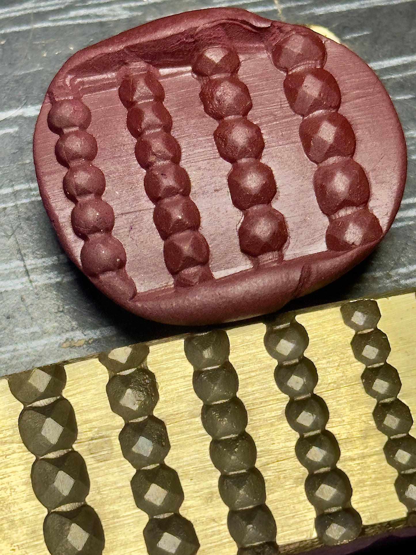 Multi wire die bronze impression