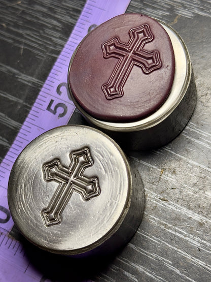 Cross impression steel die