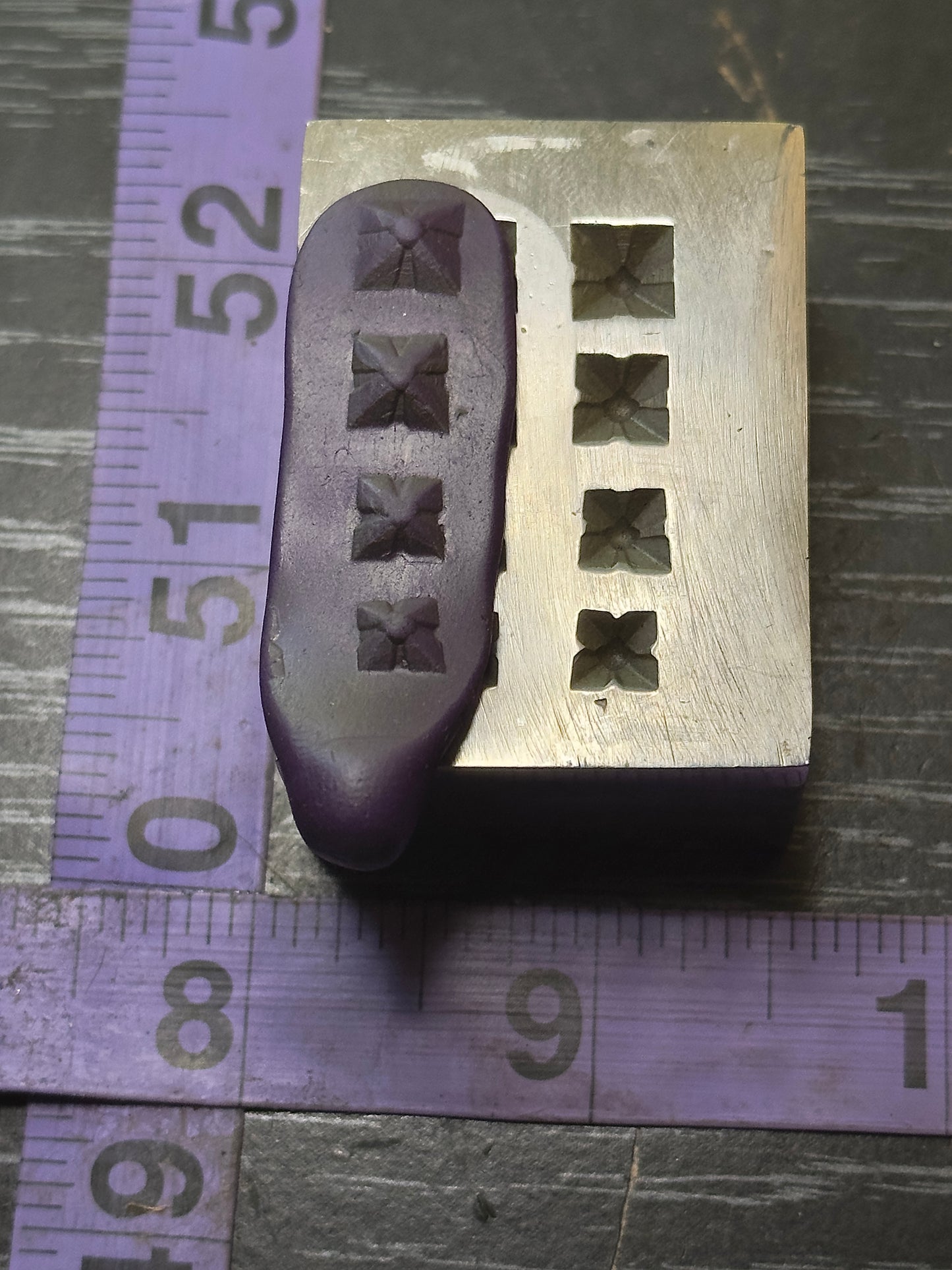 Pyramid style with four fluted points vintage steel shot plate