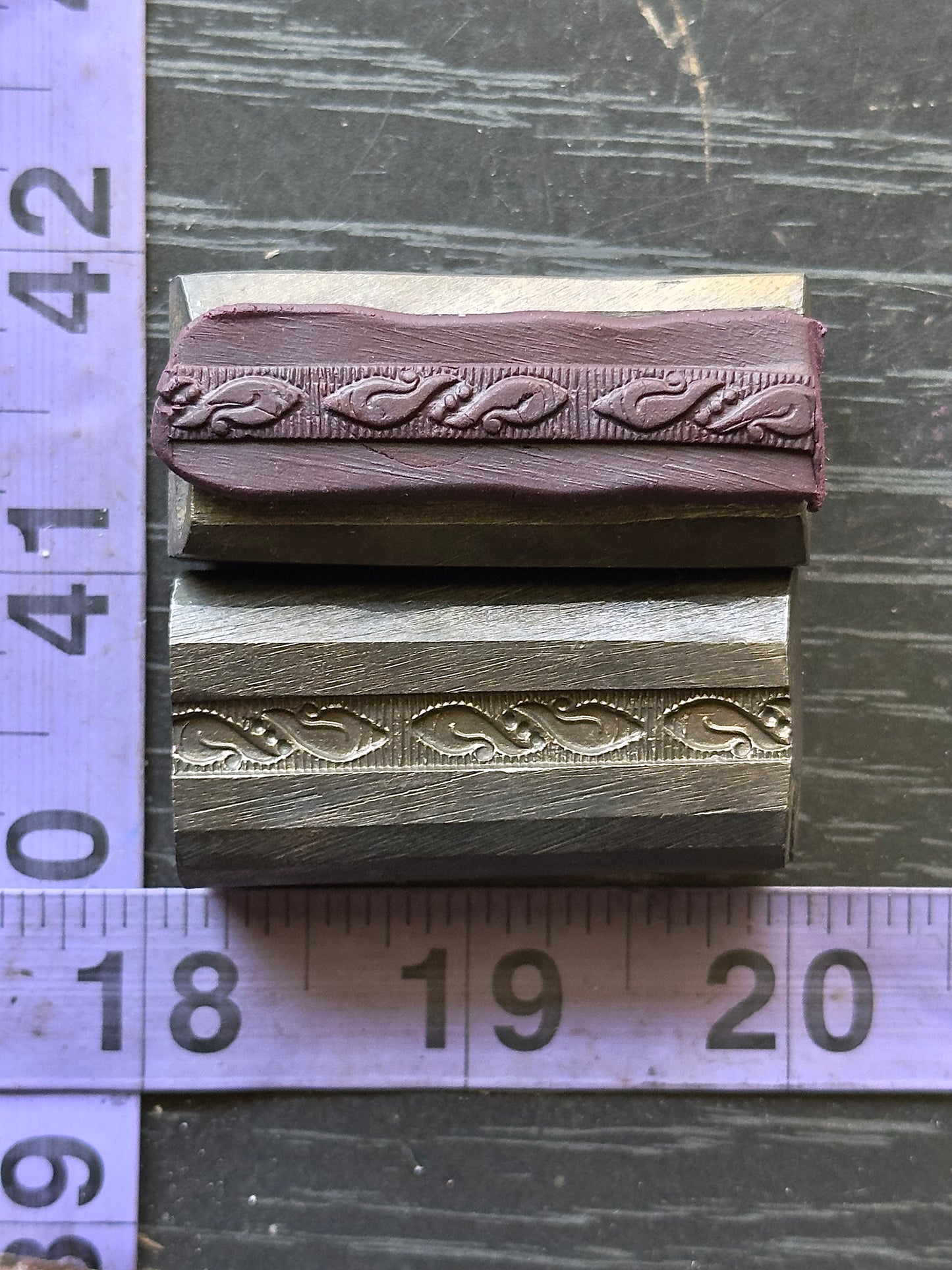 Shells Single wire die steel impression