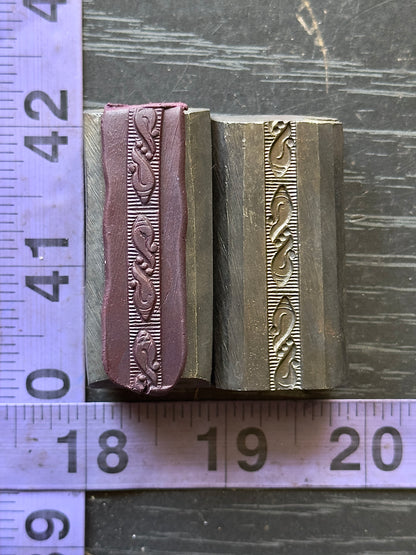 Shells Single wire die steel impression