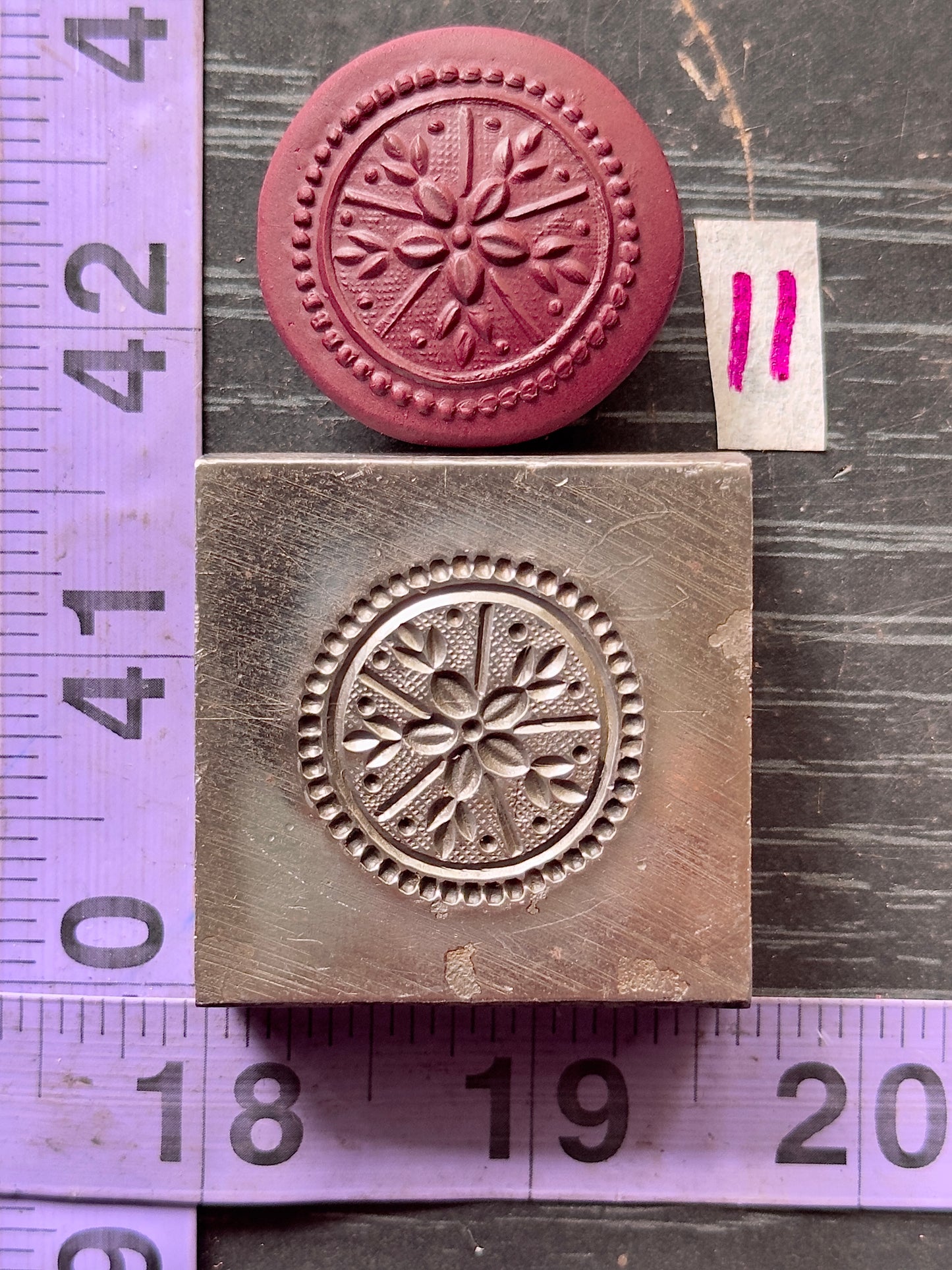 Little steel impression die 11