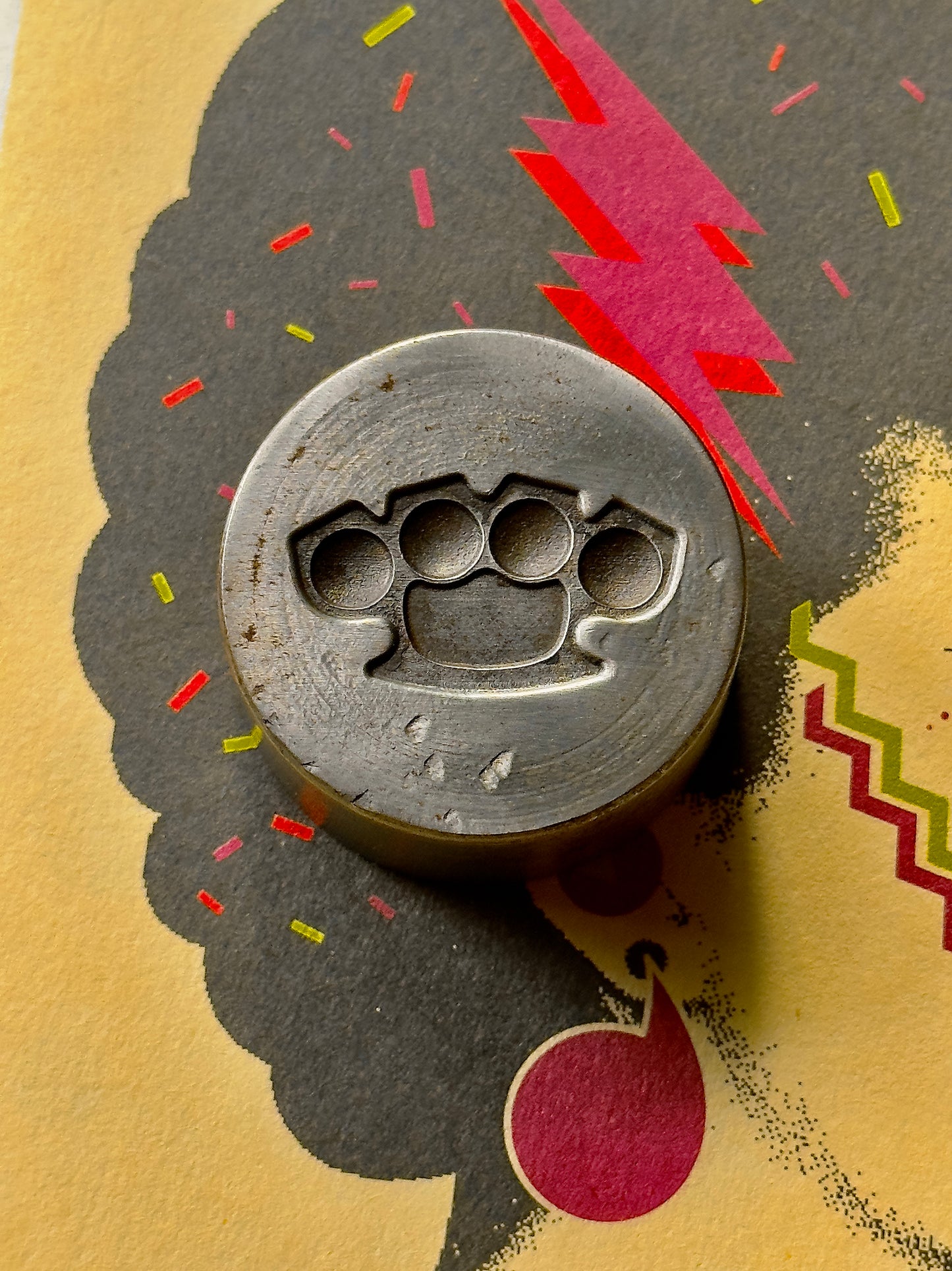 Knuckle dusters, brass knuckles and double revolver pistols steel impression die set