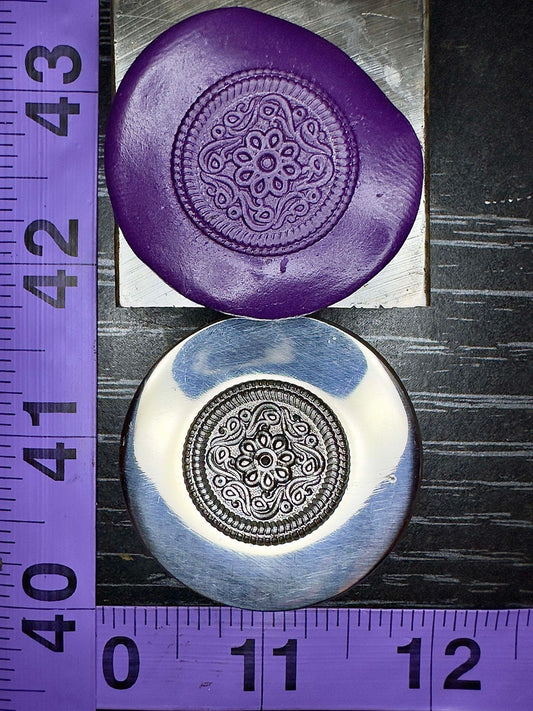 Fancy circle floral impression die