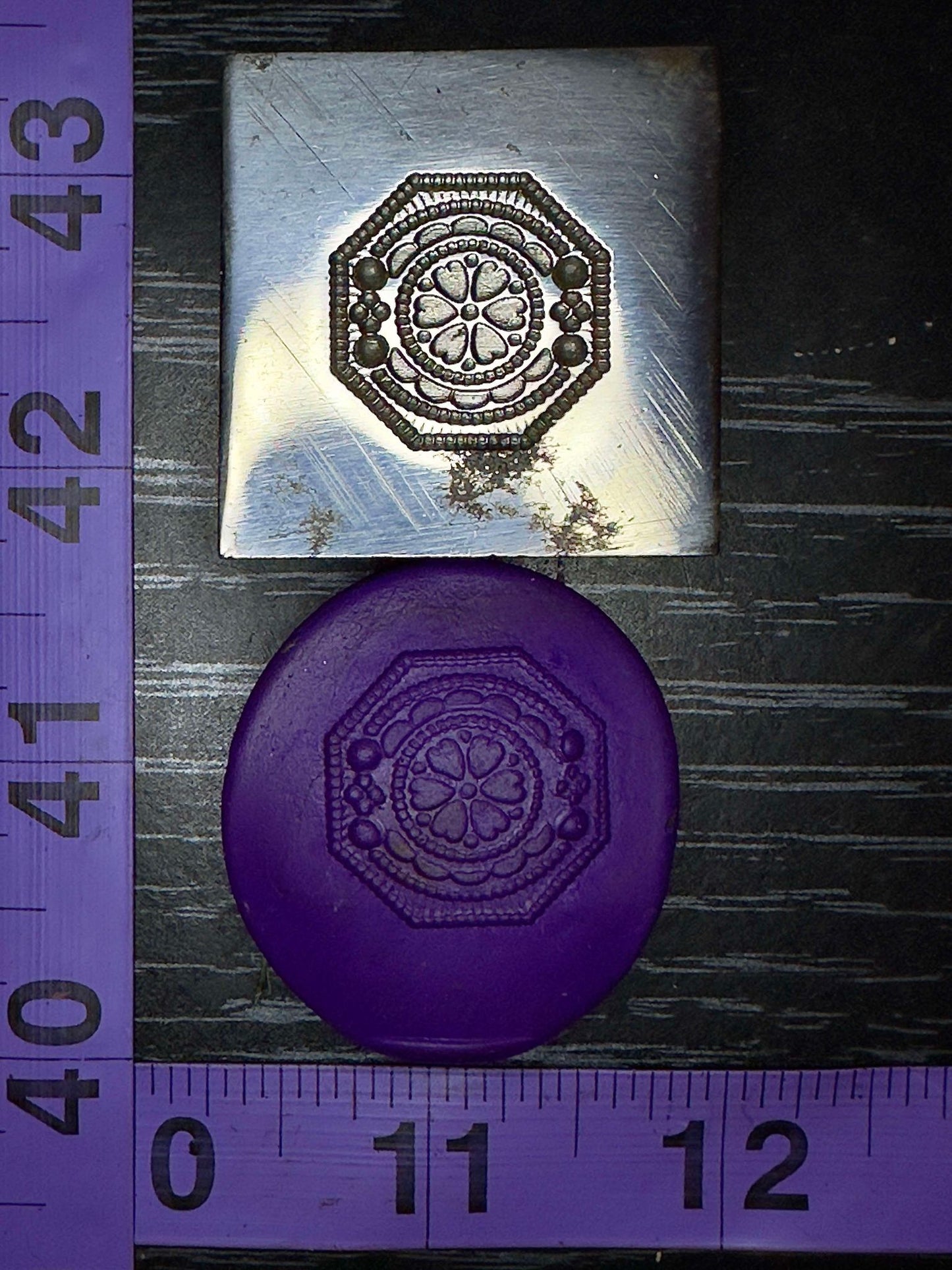 Octagon shallow impression hearts steel die