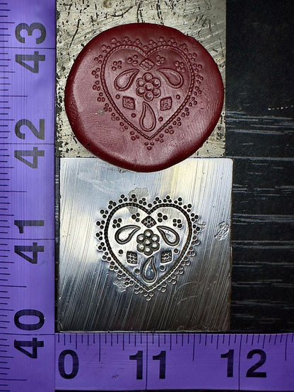 Simple heart shallow impression die