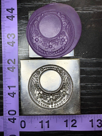 Crescent moon floral pattern shallow impression steel die SM1